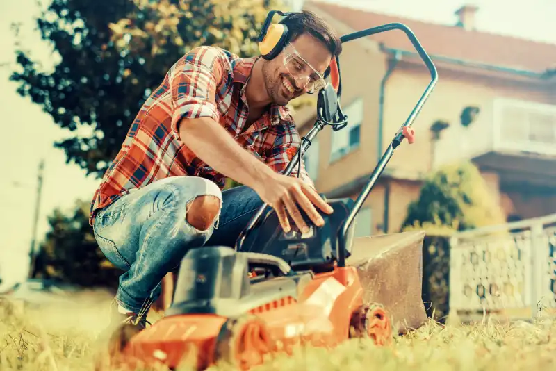 Professional Lawn Mowing Services in Waterbury, CT 